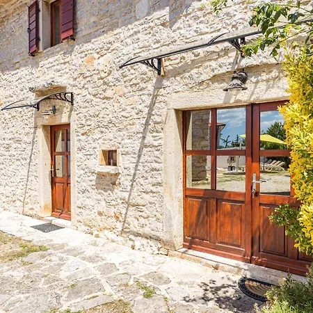 Villa Laura - Orihi