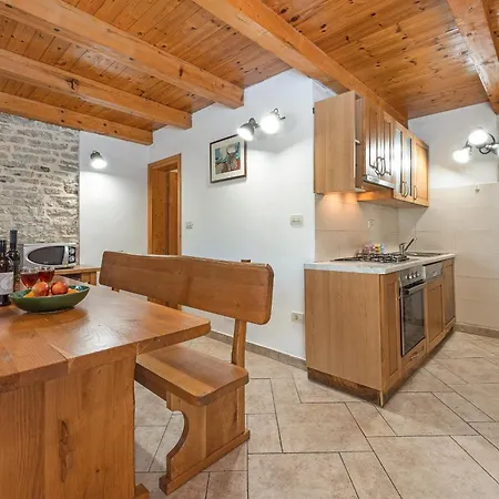 Laura - Orihi Villa *